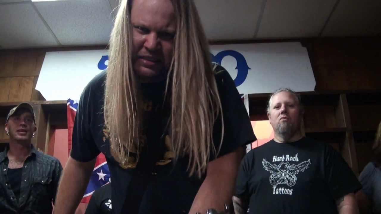 Moccasin Creek - Feel Like Fightin' (Official Music Video)