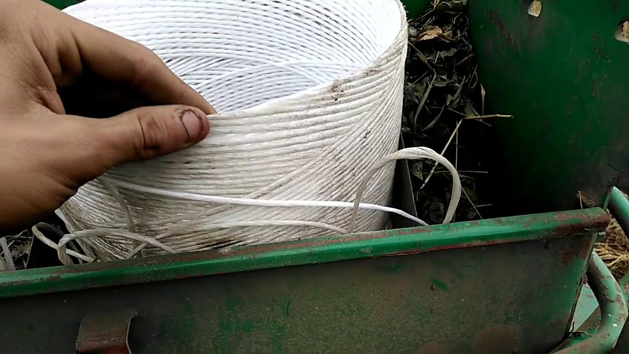 Небольшой обзор. (пресс подборщик рулонный ПРФ 145 Б).