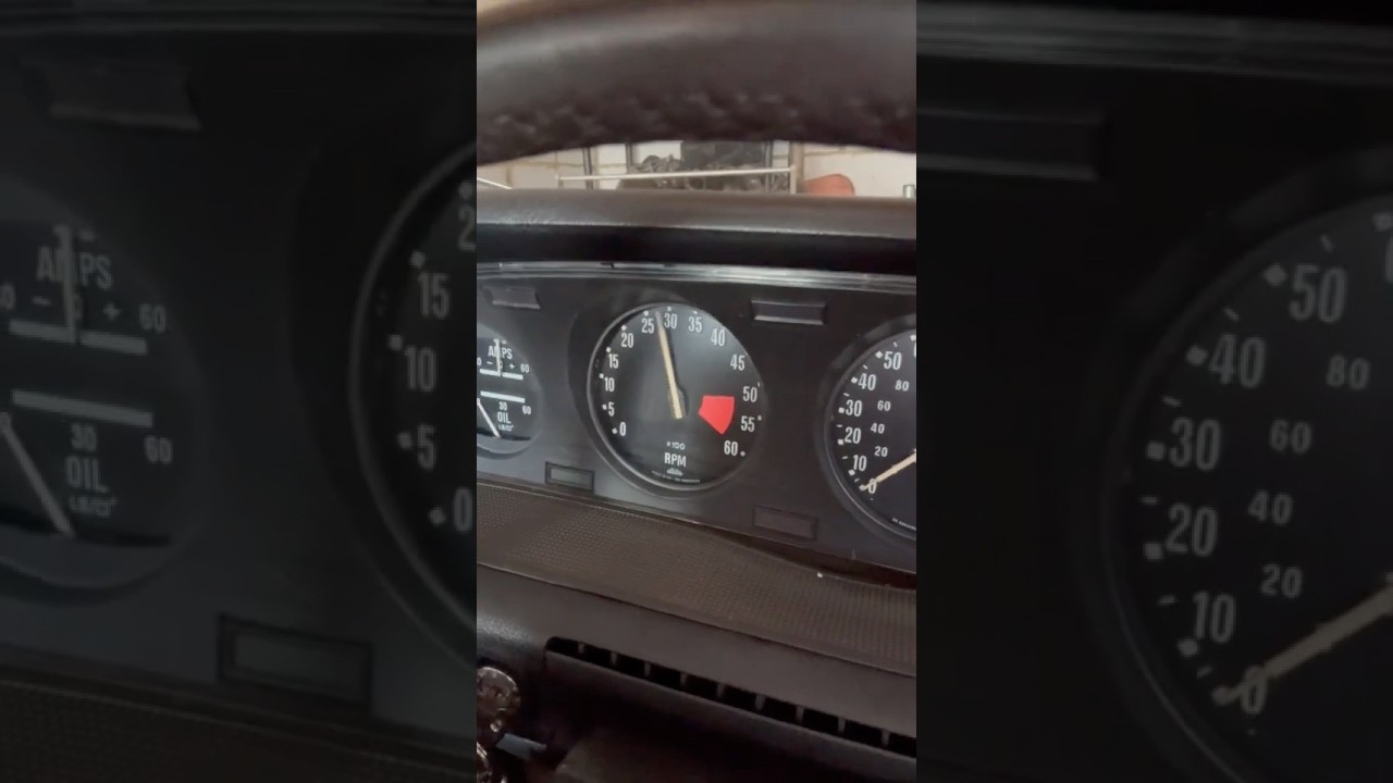 Rover P6 4.6 V8 zimny rozruch - stał nieużywany przez kilka tygodni, czas odpalić Rovera V8!