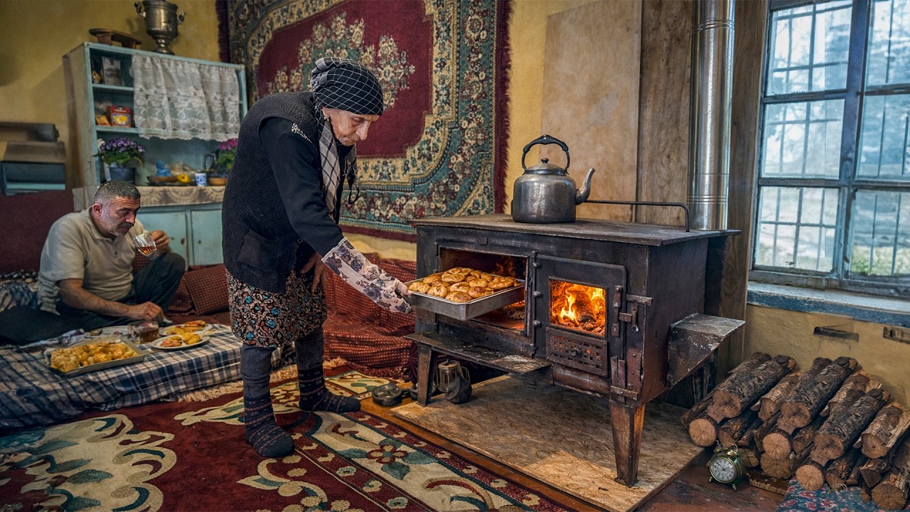 От тяжелого труда в деревне до божественного вкуса: секретный рецепт куриных пирожков от бабушки!