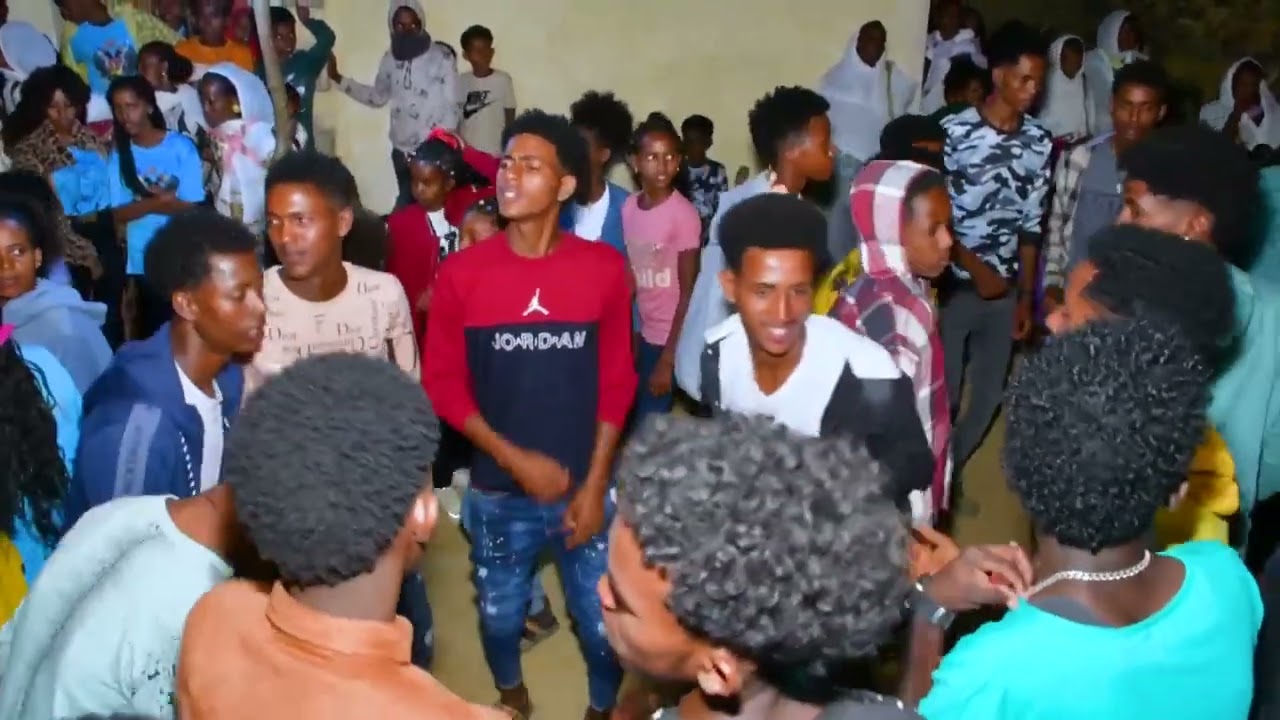 ይቕጽል ኣንተነ ምስ ሰብ ሰበነ