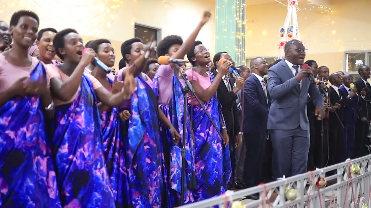 Uhoraro ntabwo agoheka kubana natwe by chorale ya 2 Ngagara
