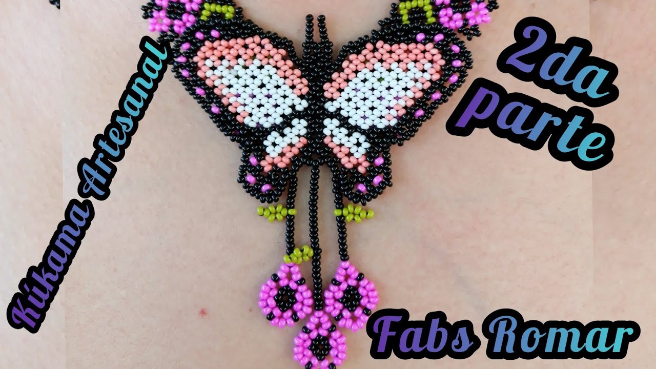 Mariposa en chaquira para collar de pequeñas flores en 