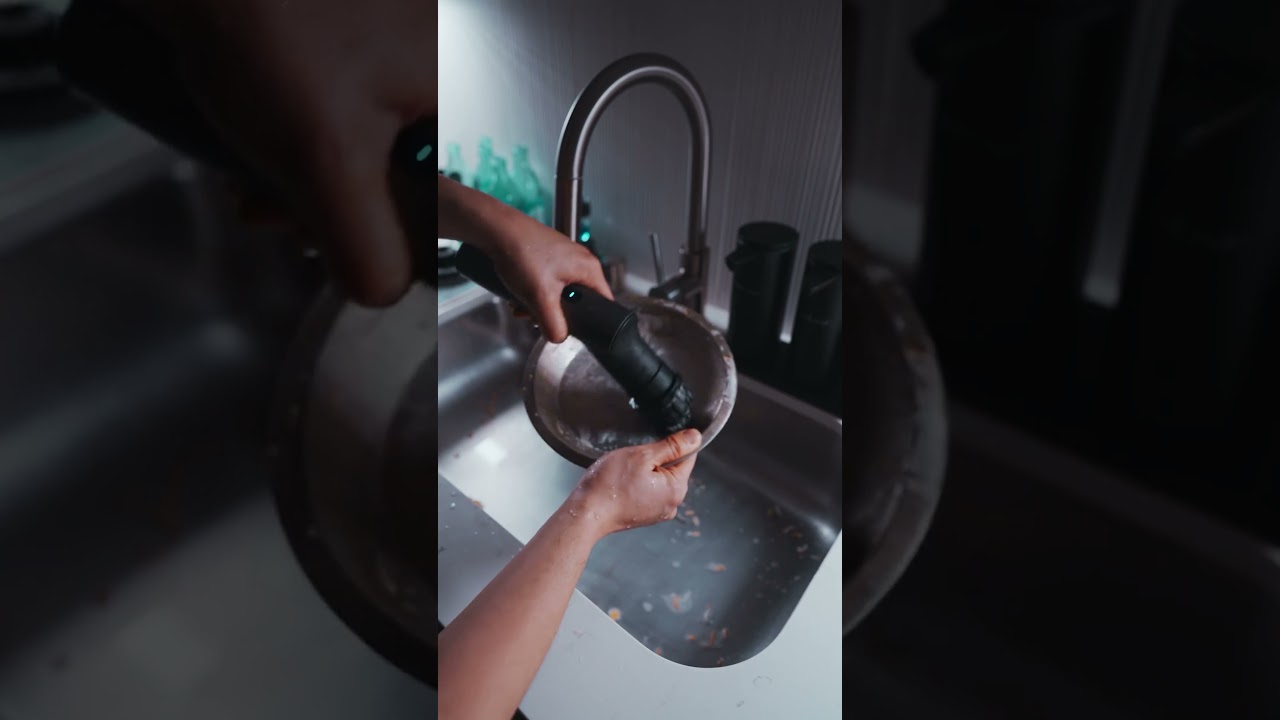 waterproof spin scrubber? Let's try it on dish washing. Shout out to @_vugatti_ (IG) for the idea!