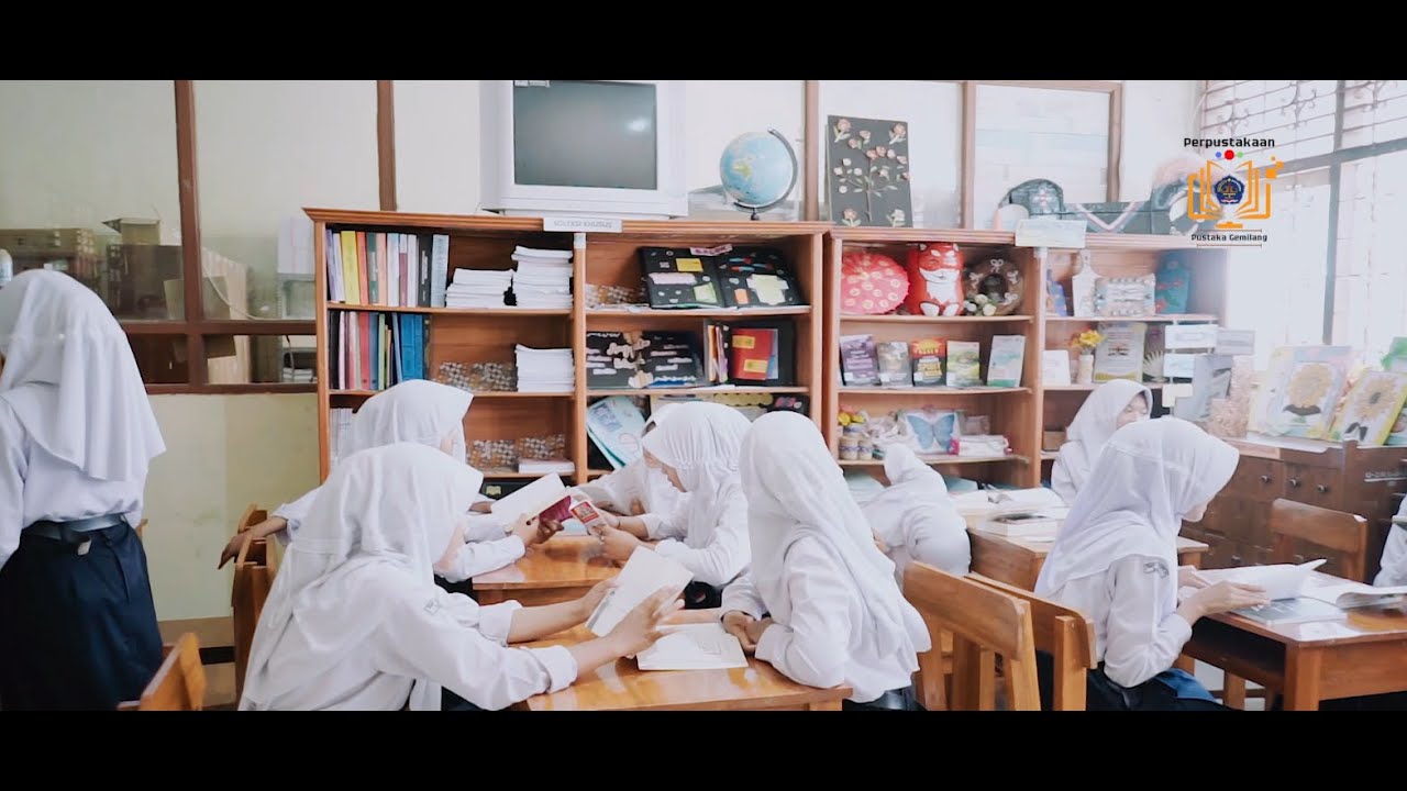 PROFIL PERPUSTAKAAN PUSTAKA GEMILANG SMP NEGERI 5 BREBES