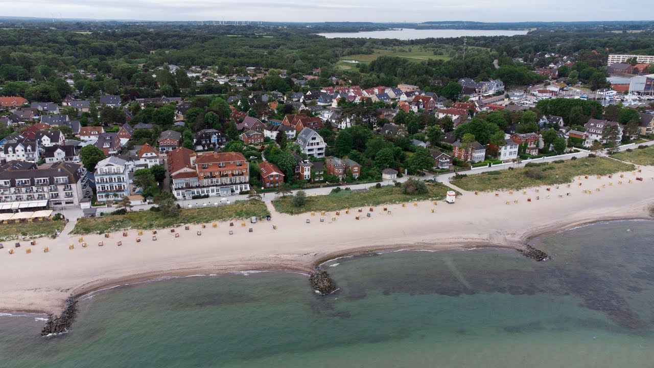 Das Strandhotel Miramar in Timmendorfer Strand/Niendorf aus der Luft