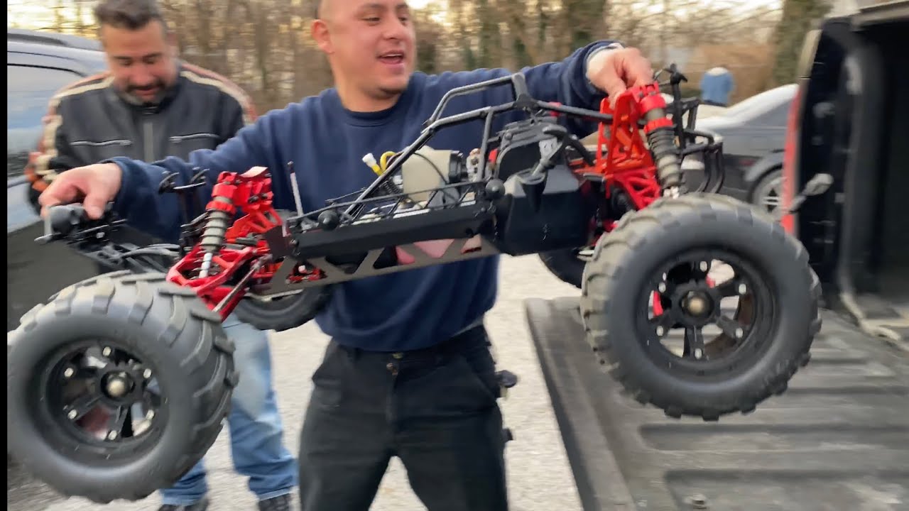 Давайте заскочим на рождественскую вечеринку Track Day Hobbies и привезем домой немного подарков!