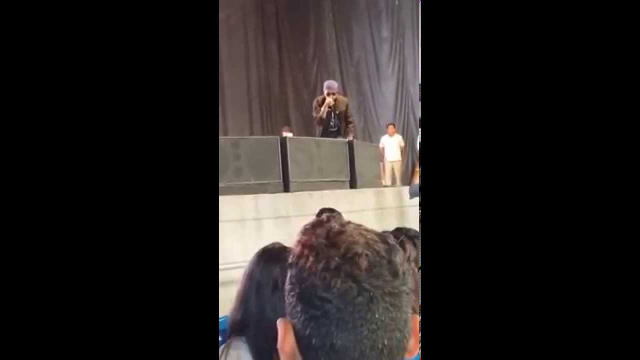 Bohemia Performing Char so bees and Preet at Wonderland with Haji and Gitta