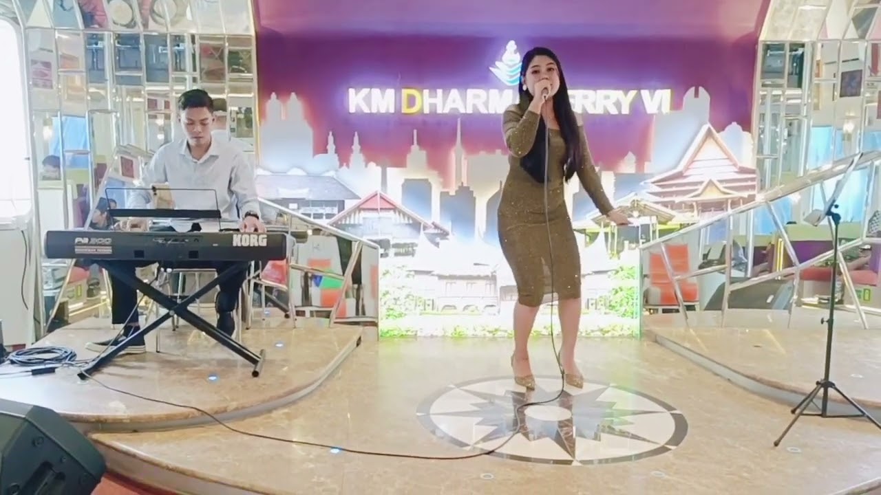 Bawang Merah - Putri Adinda & Mr Hamzah (Live at Dharma Ferry 6)