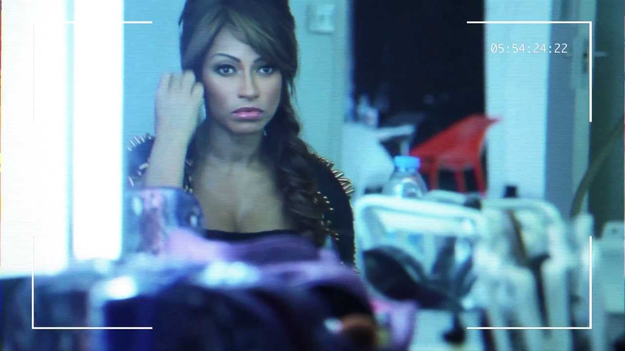 Julia Channel- Photo shoot album