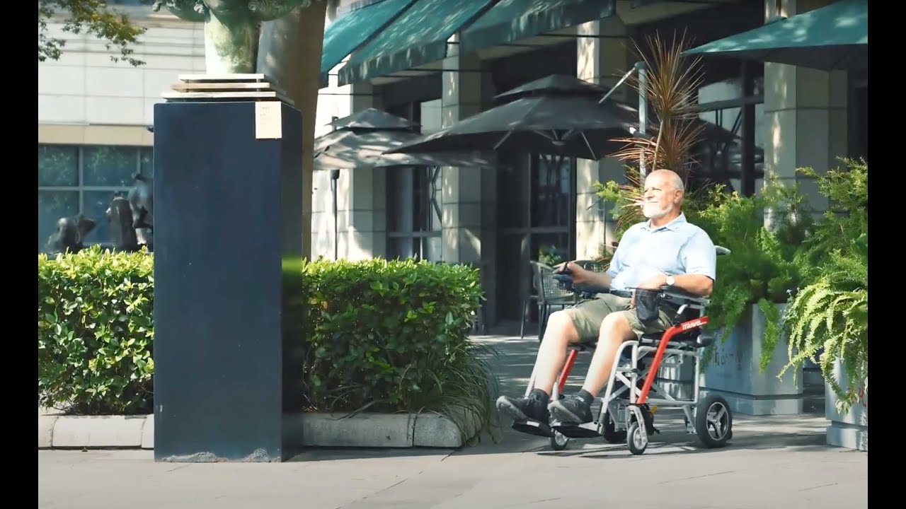 Metro Mobility iTravel Lite Power Wheelchair - Weighs only 38 lbs