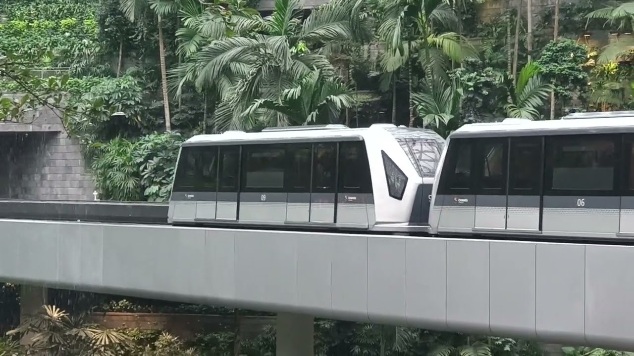 [Wrongrail] (CAAS Changi Skytrain) Crystal Mover Set 06/09/19 Passing Through JEWEL