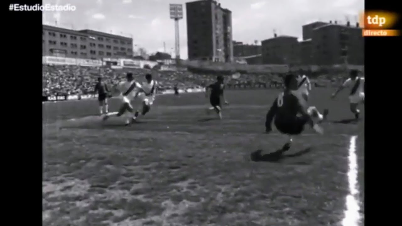 Rayo Vallecano 1 - Burgos 2, 1970/71.  Rayo - Racing de Santander 1972/73, historia de los bigotes.
