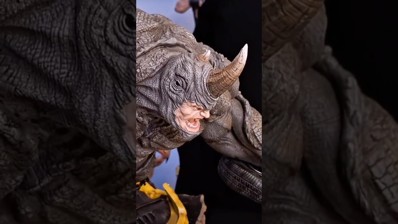 XM STUDIOS - RHINO Statue