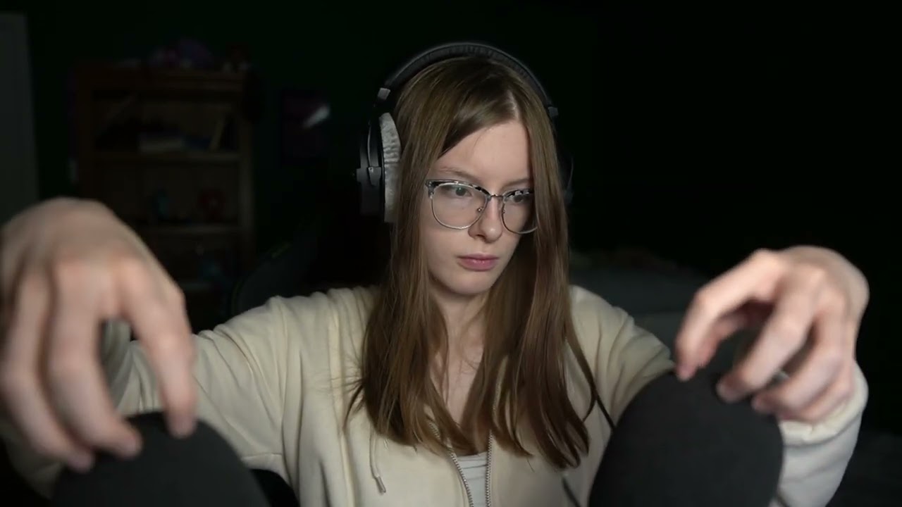 ASMR Mic Scratches