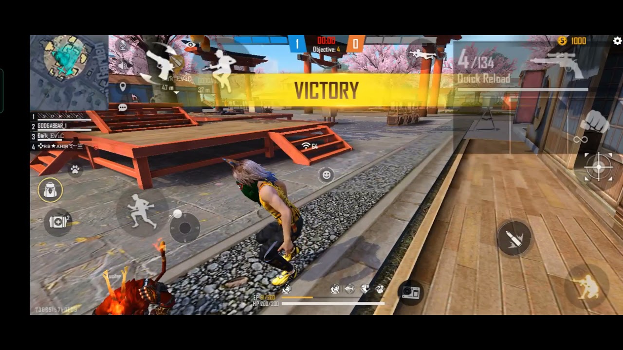 CLASH SQOUD GAMEPLAY WITH RANDOMS OP GAMEPLAY FF#FFVALAYT#ff #freefiregolbalplayer