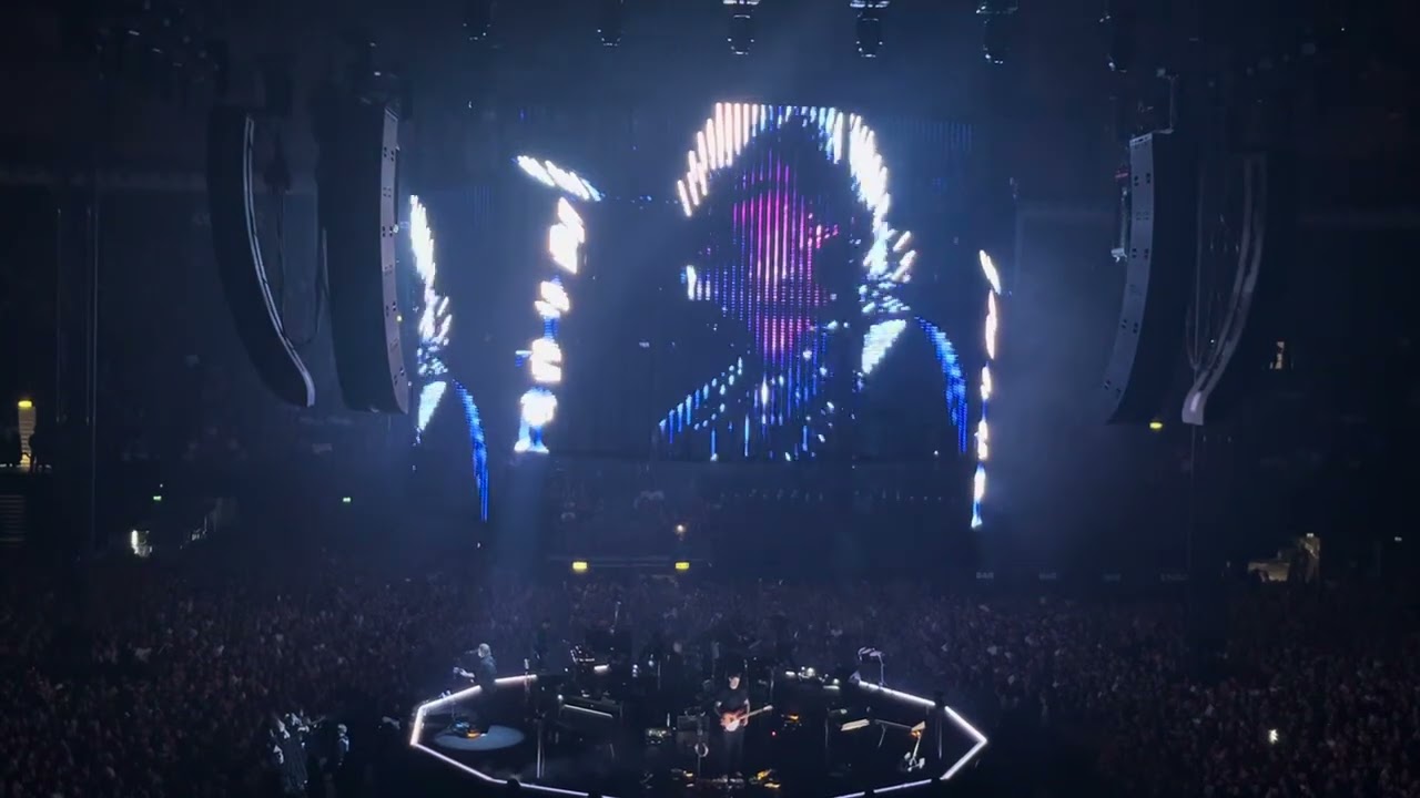 Exit Music (for a film) - Radiohead live @ Unipol  Arena Bologna 