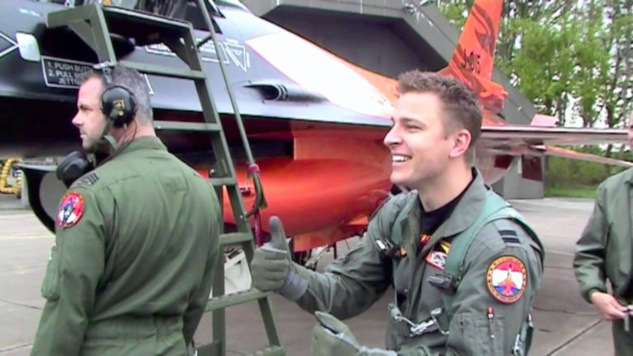 Radio 8FM F16-demo 09-05-2012 (Long)