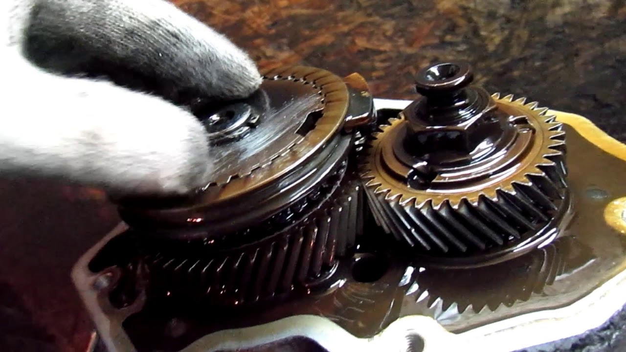 Опель Синтра , Замена сальника кулисы. Советую посмотреть .