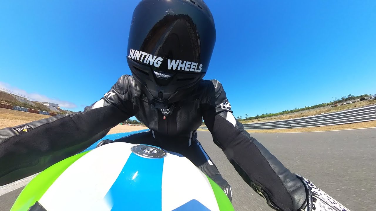 Trackday Estoril: Victory in Road Time with my zx6r on the Fast Group! best lap on the race 1:52.3.