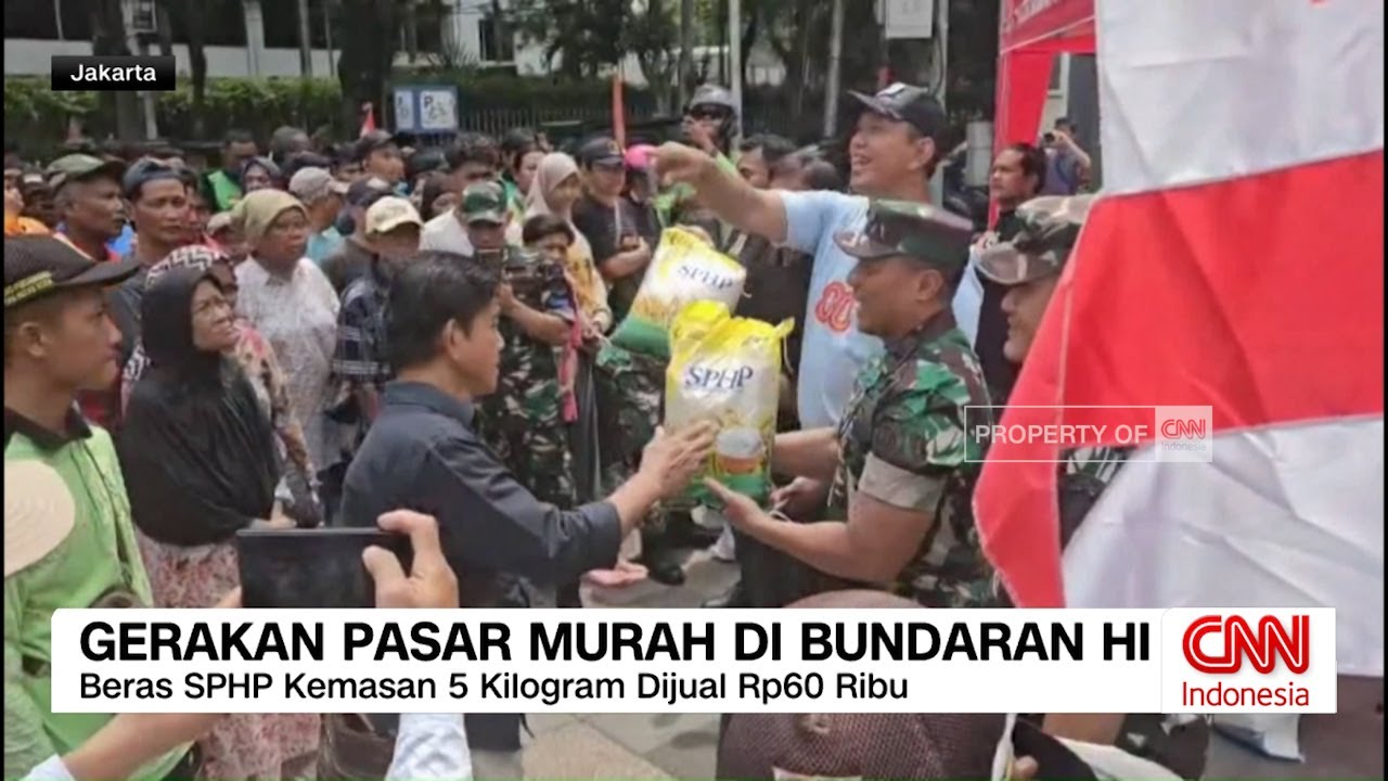 Gerakan Pasar Murah di Bundara HI
