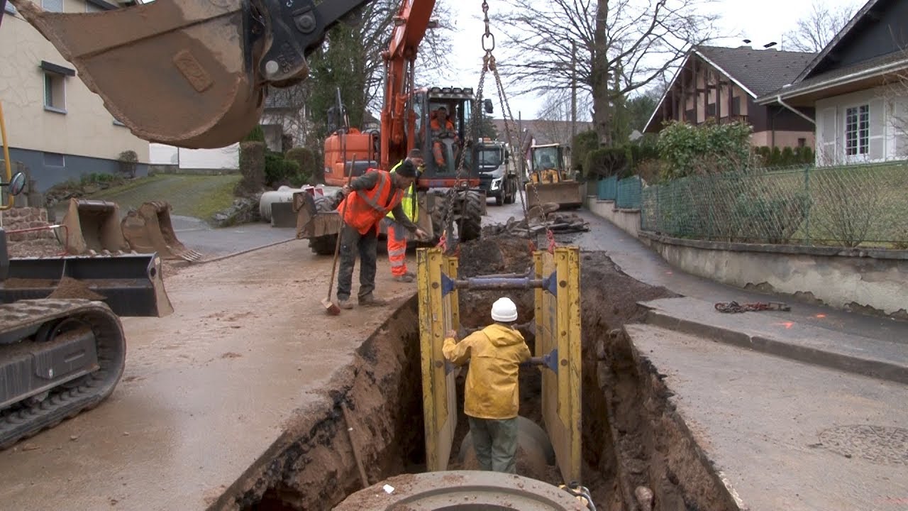 Chantiers d'envergure rue Rovel,  chemin de la Côte Calot et rue des Alliés.