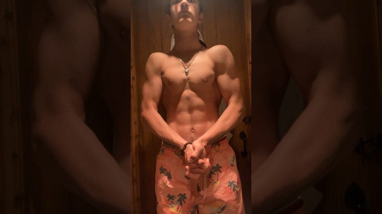 the best 14 year old bodybuilding genetics #gym #aesthetic #fitness   #zyzz #bicepcurl