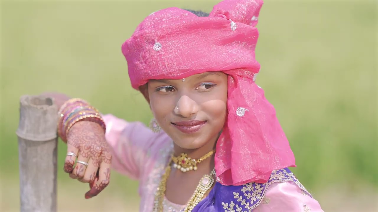 Vinnila half saree out door song