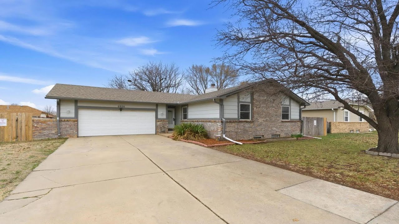 NEW LISTING: 8928 E Dos Rios St Wichita KS 67207