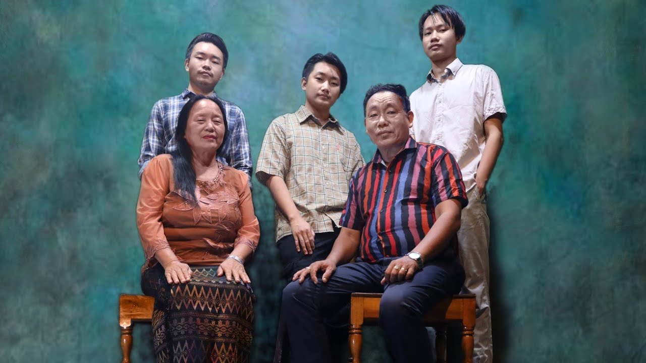 Blessed Family - Siblings (Official Music Video) @Music4x7