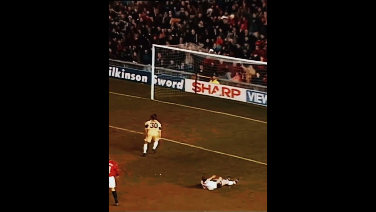 eric cantona best chip goal #manutd #topleft