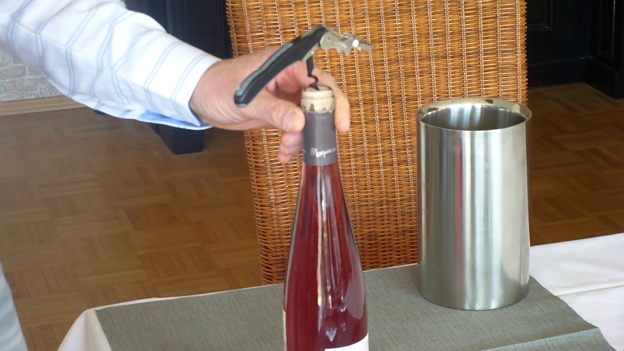 Wein, Weinflaschen fachgerecht öffnen, Prüfungsvorbereitung Gastronomie Tag 6