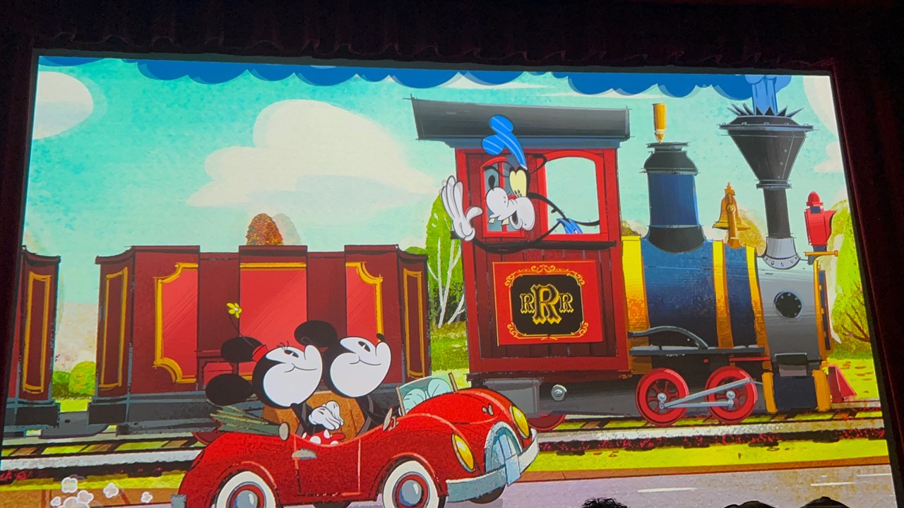 Dan the Star Man reenacts Everybody Loves Raymond scene & ride Mickey & Minnie's Runaway Railway