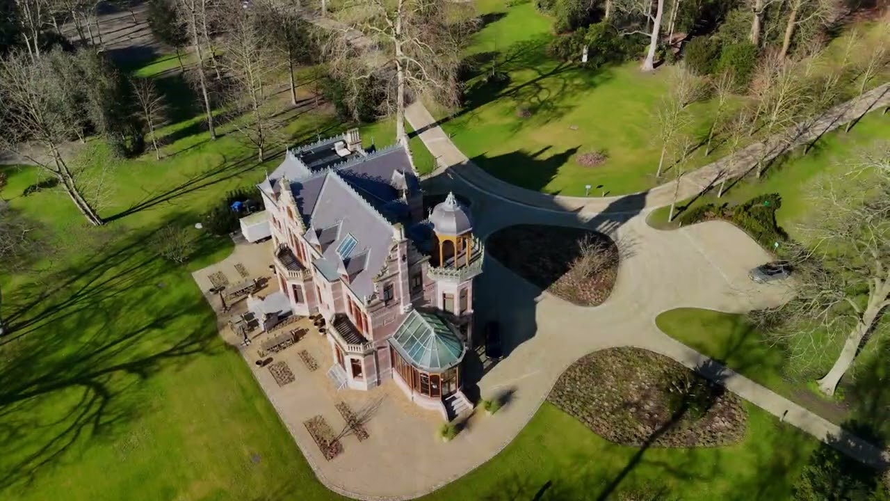 Lambertuskerk en Zionsburg Vught