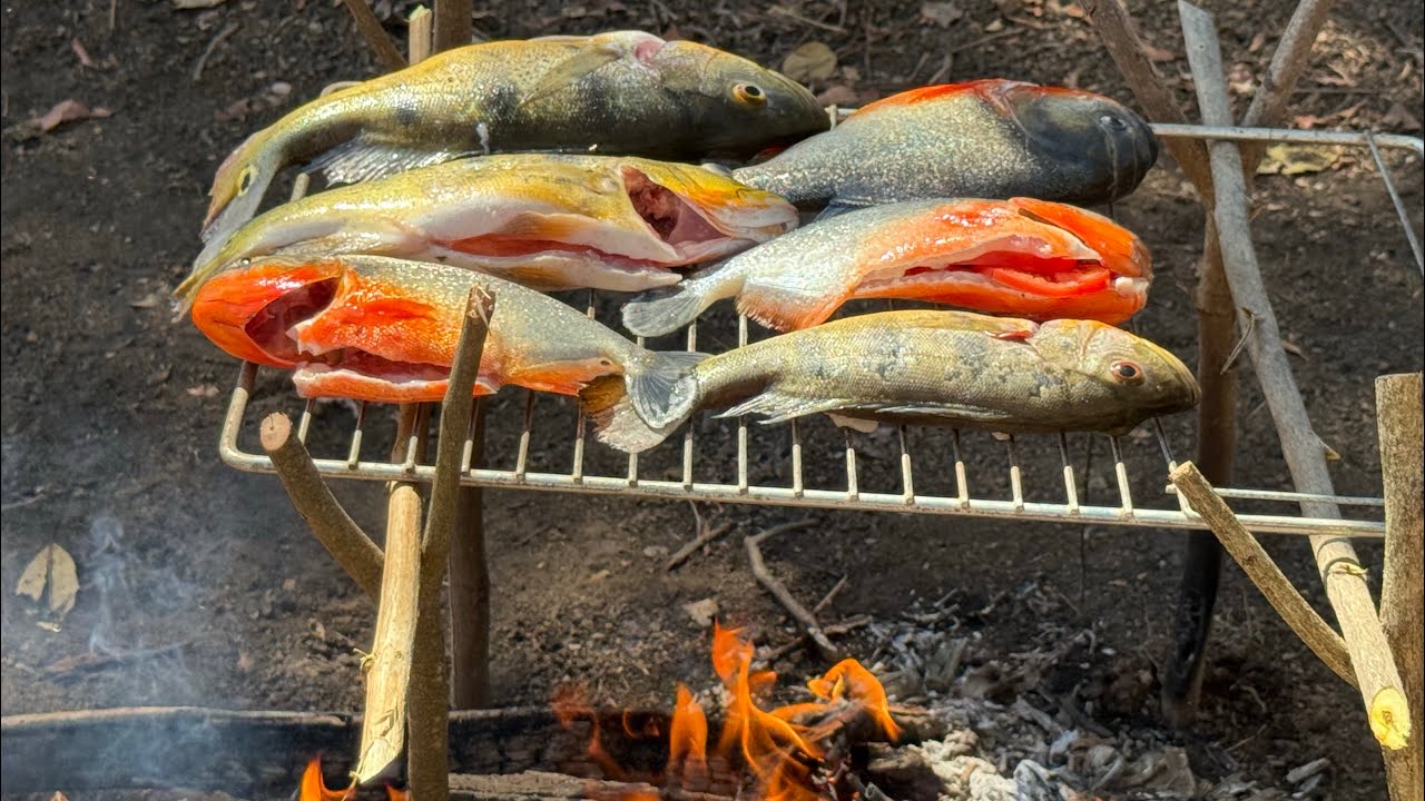 ALMOÇO DE PESCADOR COM PEIXE ASSADO NO GIRAL