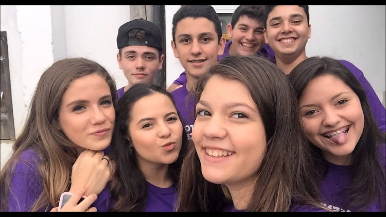 FORMANDOS 9º ANO - 2015  CENTRO EDUCACIONAL CONSTRUINDO O SABER - BALNEÁRIO CAMBORIU /SC