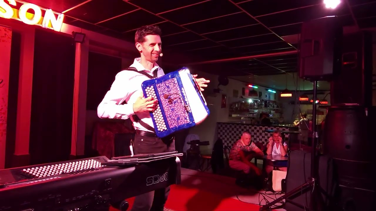 BENJAMIN DURAFOUR accordéoniste au madison 03