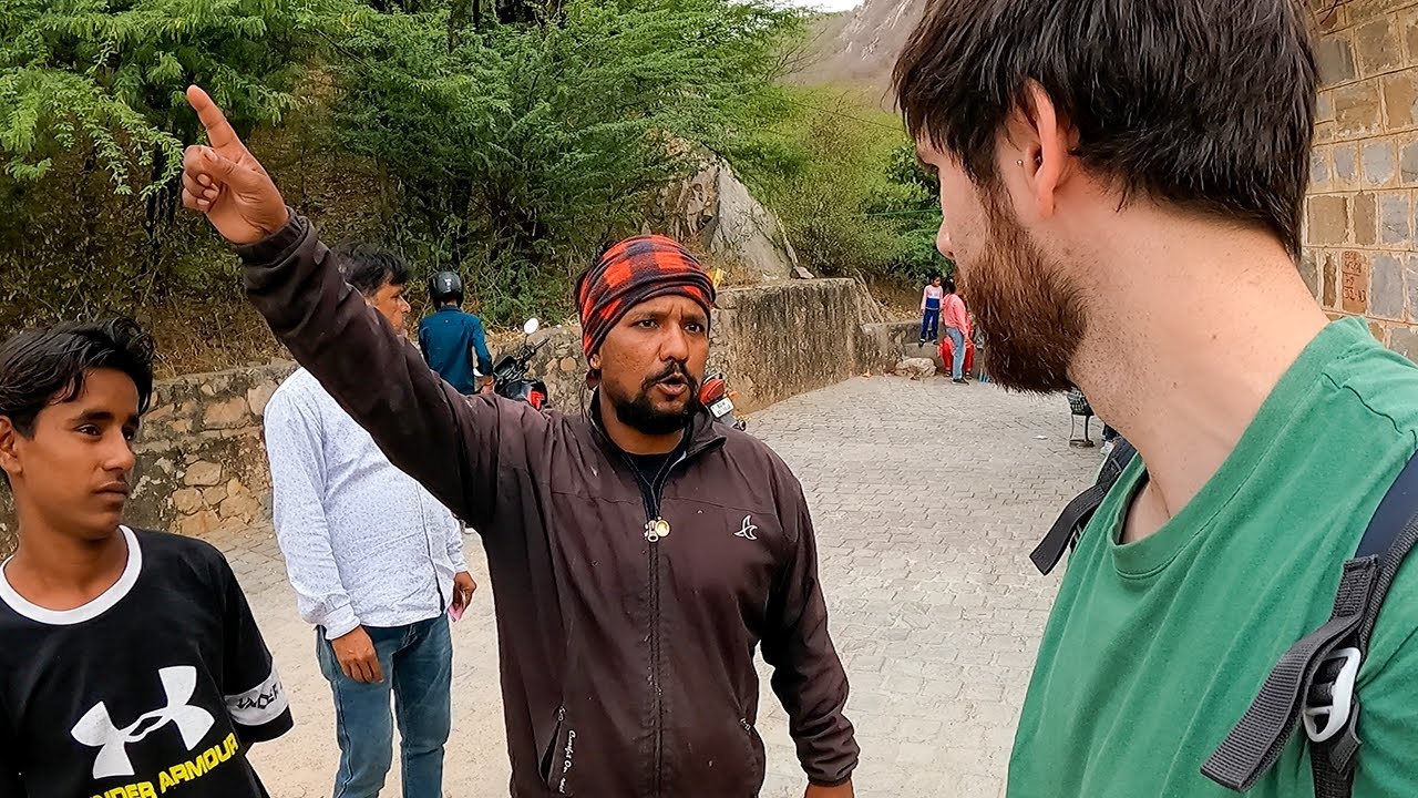 NO debí venir al templo de los MONOS en India 🇮🇳