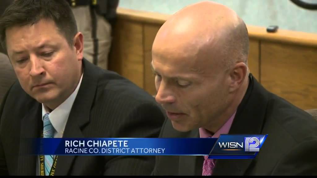 Man accused of killing Ill. teen appears in court