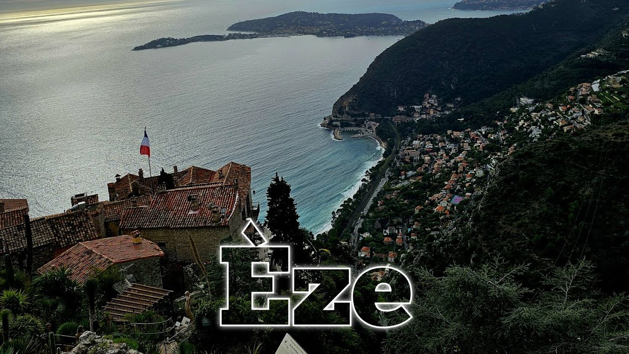 &Egrave;ze - miasto na skale