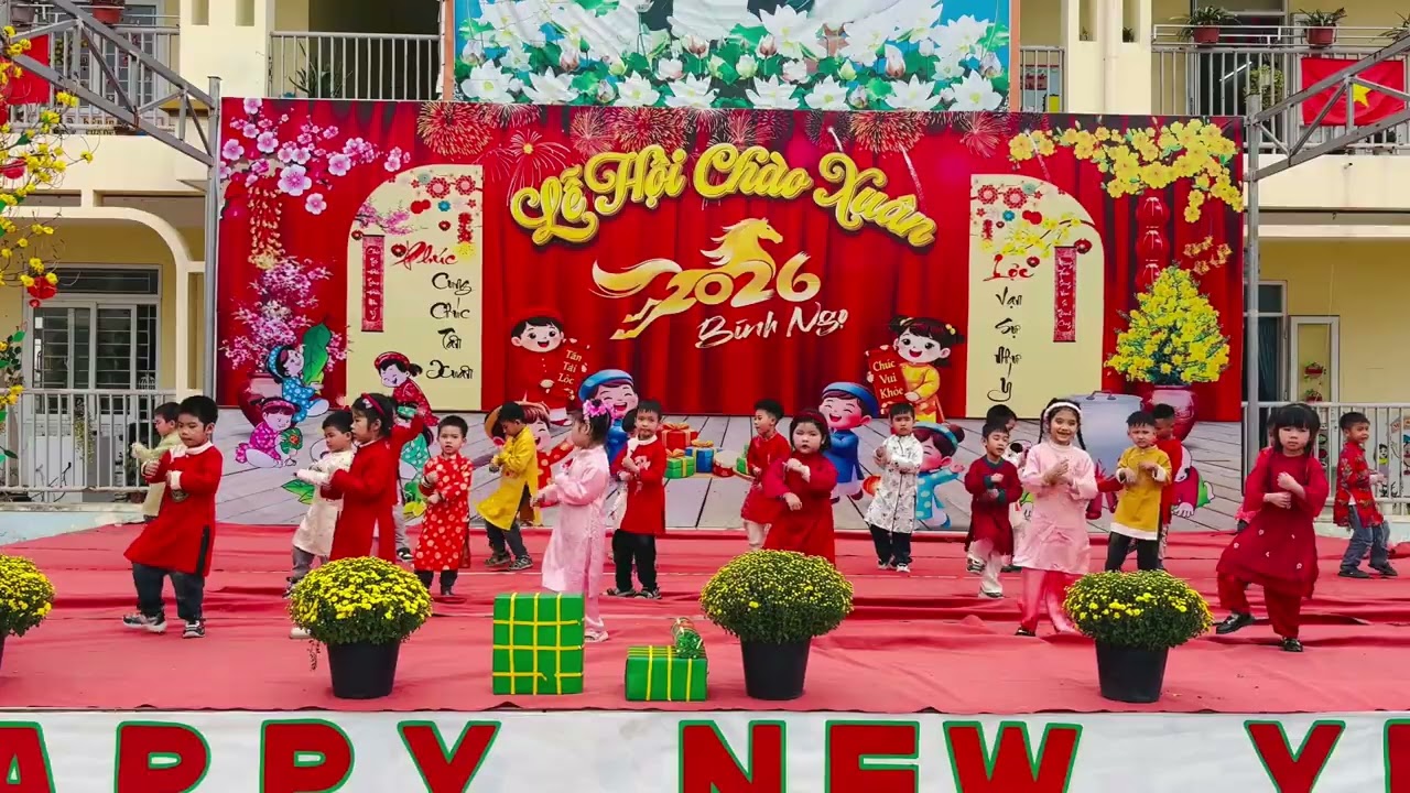Tết đong đầy