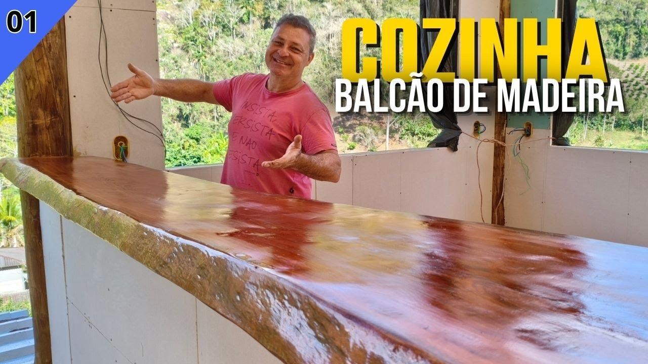 BALCÃO DE MADEIRA perfeito para uma cozinha rústica