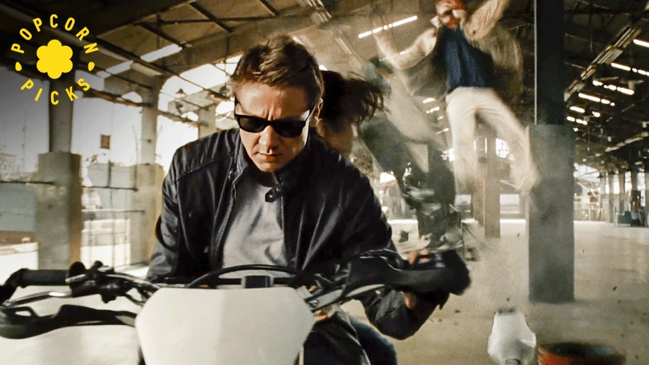 Aaron Cross & Dr. Shearing Outrun Special Agents (Full Scene) | The Bourne Legacy