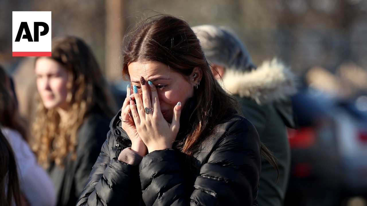 3 dead, including suspect, in shooting at Rhode Island hockey rink