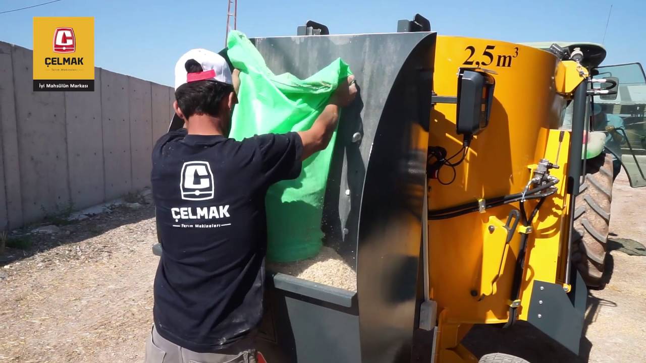 &Ccedil;elmak 2,5 m&sup3; Yem Hazırlama, Yem Karma ve Dağıtma Makinası