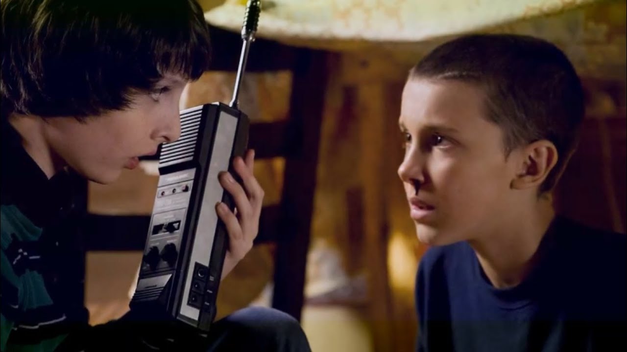 Radio w serialu "Stranger Things".