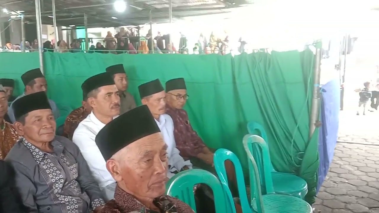 Himne Diniyah