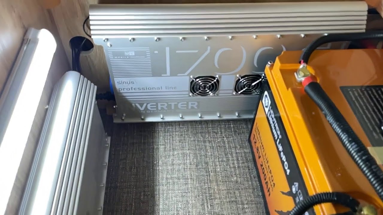 MiKa Caravan | Liontron Lithium 200AH | 1700 Watt Wechselrichter | Batterie Control-Booster