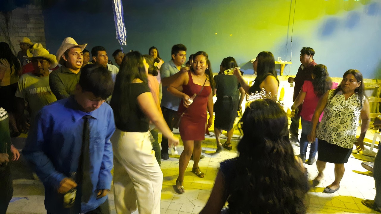 LA CHILENA DE LAS CHICATANAS - GRUPO 