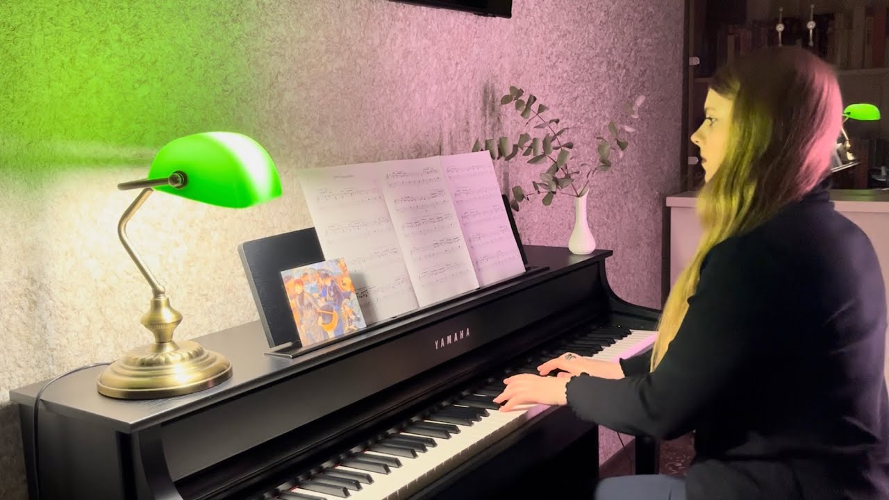 Playing Erik Satie – 3 Gnossiennes 🎹